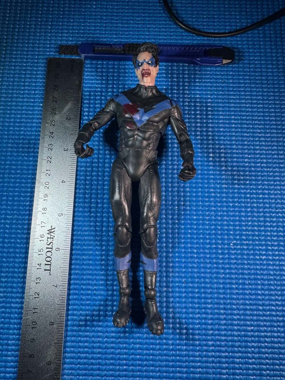 McFarlane Toys DC Multiverse DCeased Nightwing 7-inch Action Figure